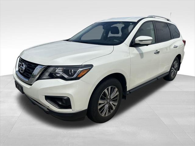 used 2018 Nissan Pathfinder car, priced at $19,888