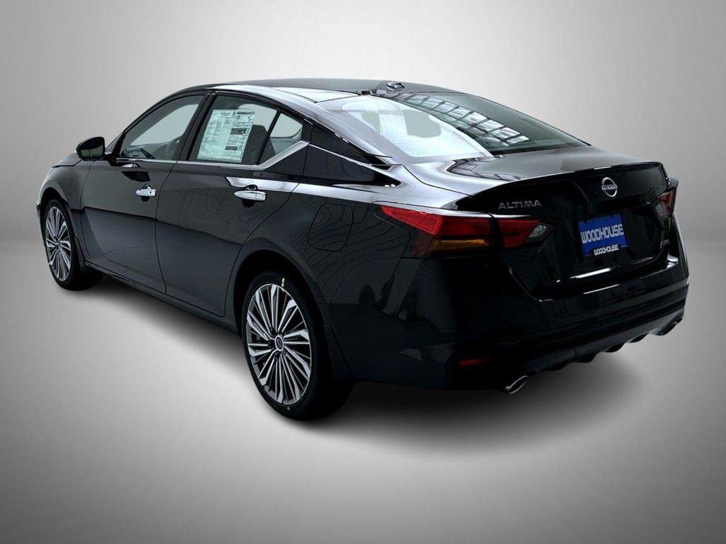 new 2025 Nissan Altima car, priced at $34,513