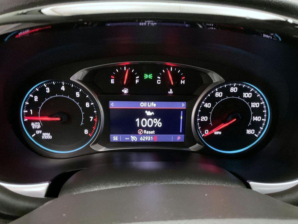 used 2021 Chevrolet Traverse car, priced at $25,461