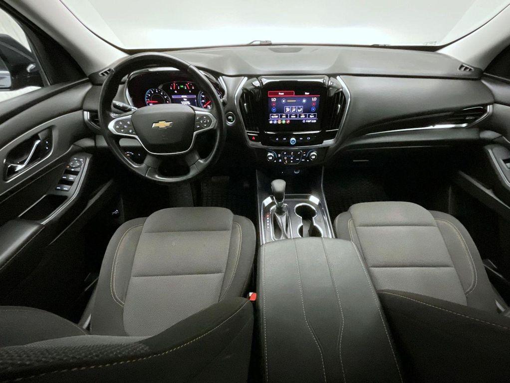 used 2021 Chevrolet Traverse car, priced at $25,461