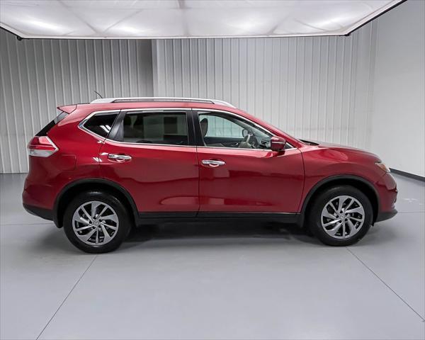 used 2015 Nissan Rogue car, priced at $15,988