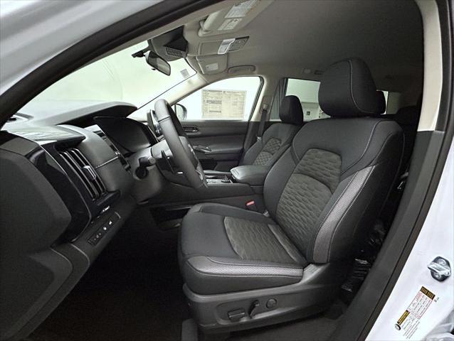 new 2025 Nissan Pathfinder car, priced at $41,893