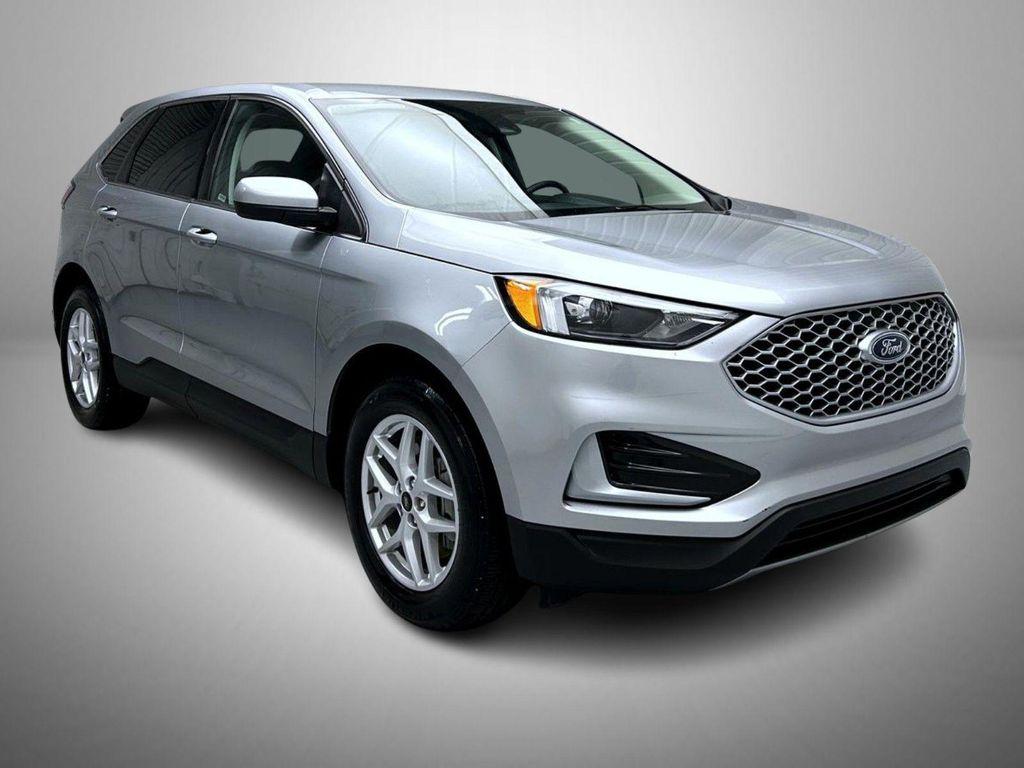 used 2024 Ford Edge car, priced at $24,995