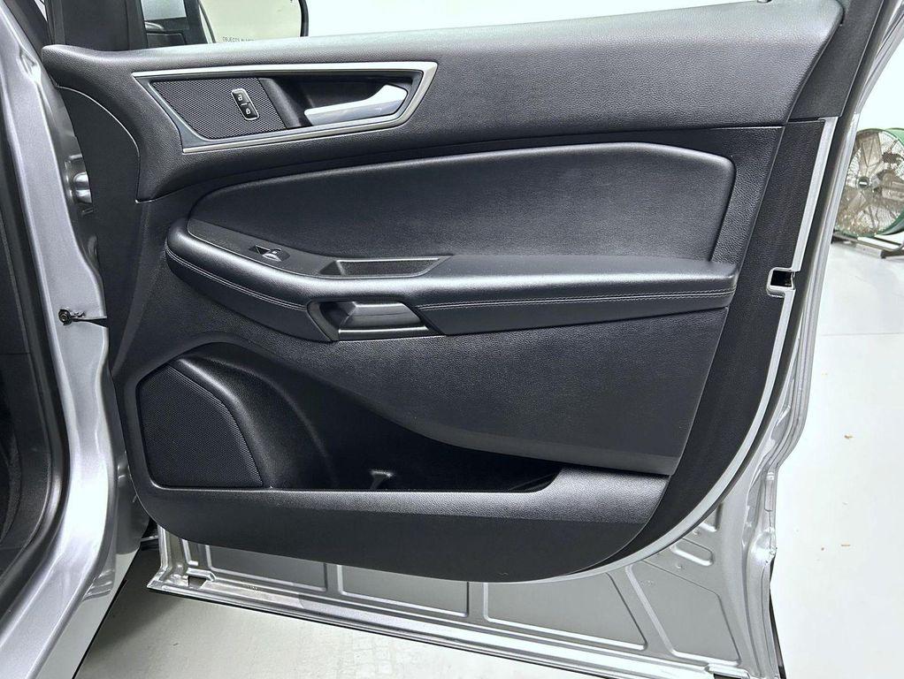 used 2024 Ford Edge car, priced at $24,995