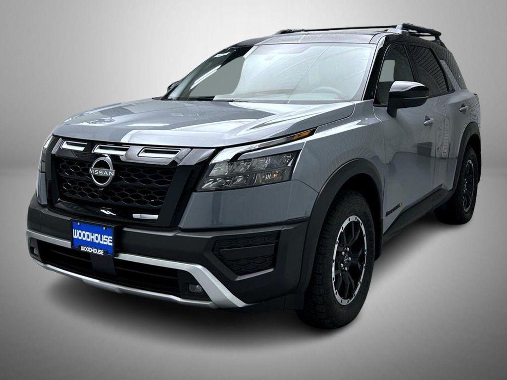 new 2025 Nissan Pathfinder car, priced at $40,283