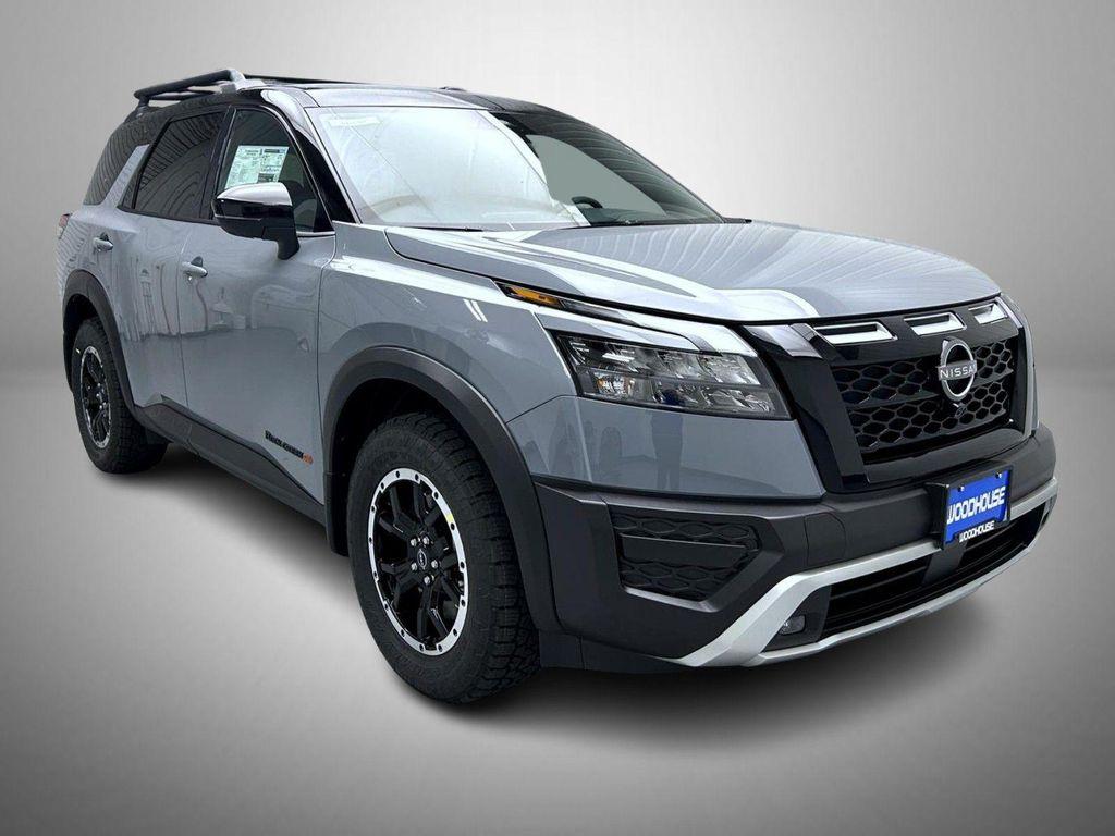 new 2025 Nissan Pathfinder car, priced at $40,283