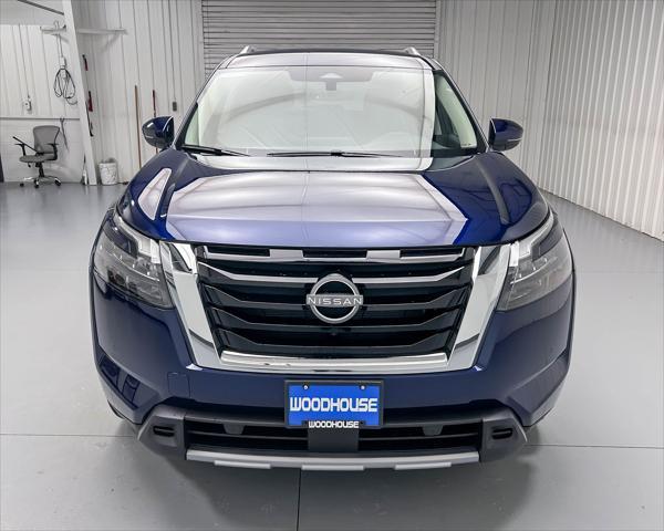 new 2025 Nissan Pathfinder car, priced at $42,430