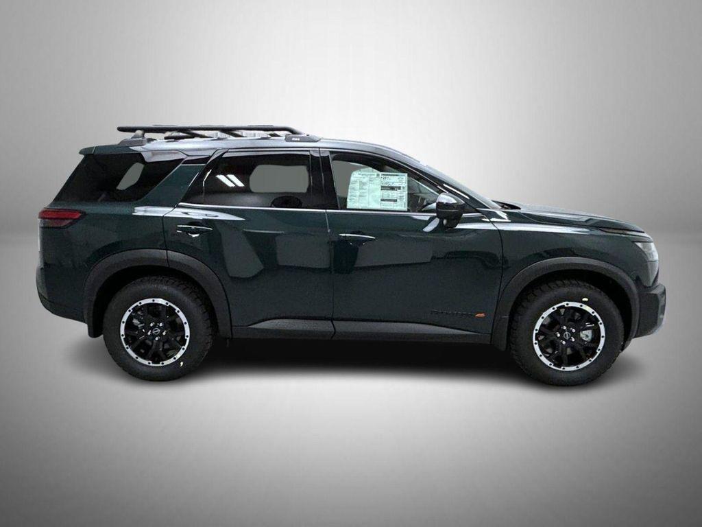 new 2025 Nissan Pathfinder car, priced at $43,372