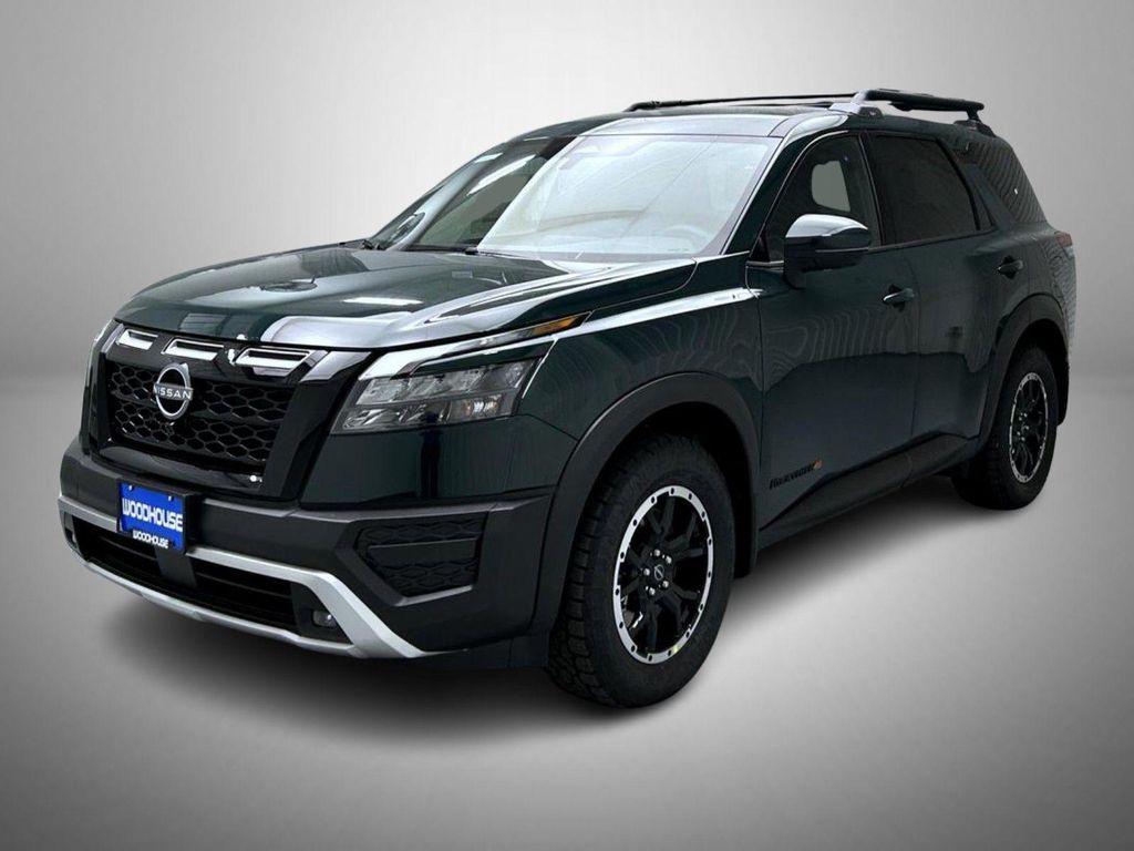 new 2025 Nissan Pathfinder car, priced at $43,372