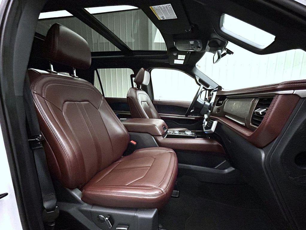 used 2024 Ford Expedition car, priced at $51,540