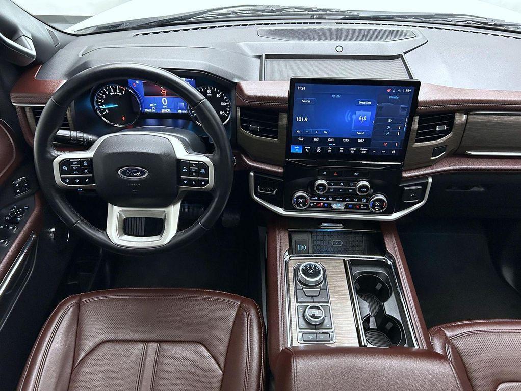 used 2024 Ford Expedition car, priced at $51,540
