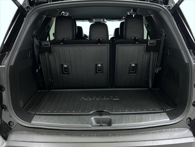 new 2025 Nissan Pathfinder car, priced at $43,162
