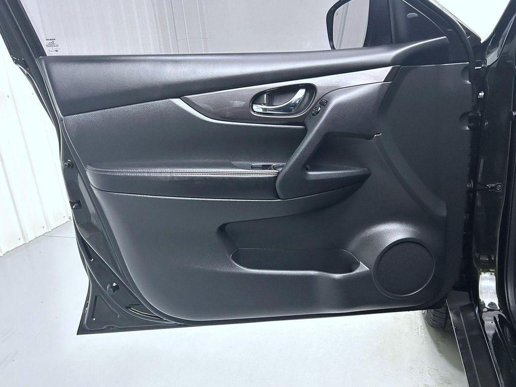 used 2019 Nissan Rogue car, priced at $13,647