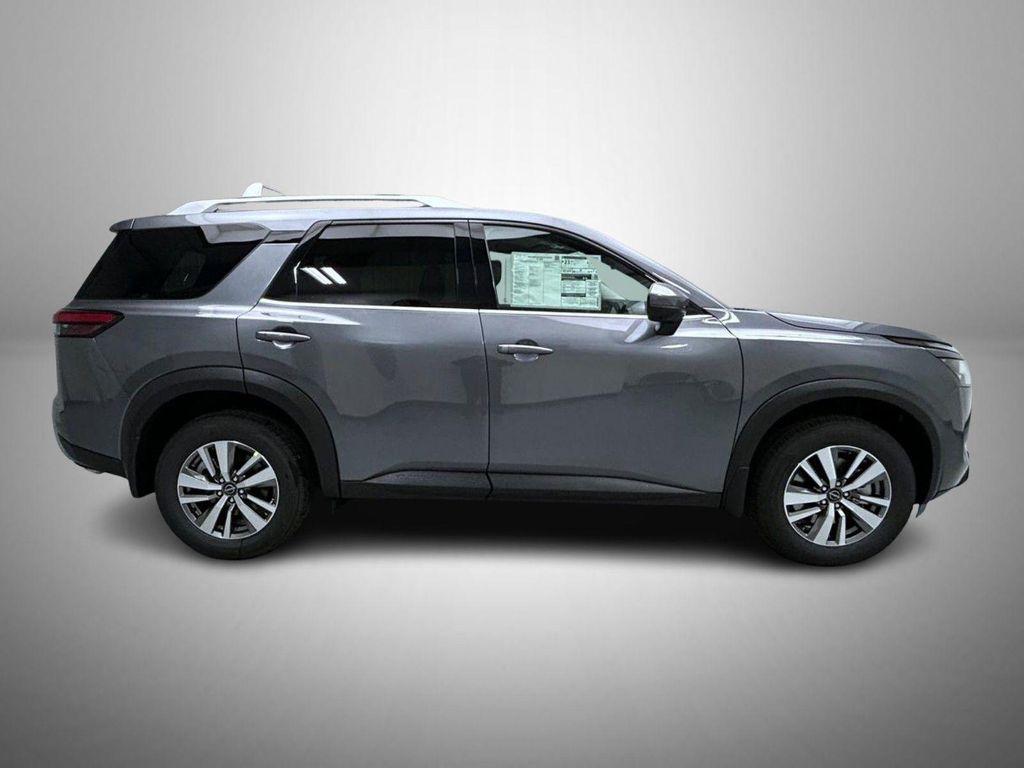 new 2025 Nissan Pathfinder car, priced at $39,324