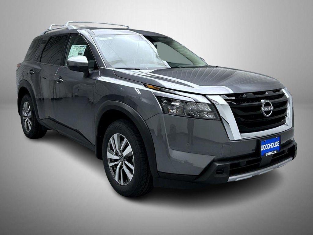 new 2025 Nissan Pathfinder car, priced at $39,324