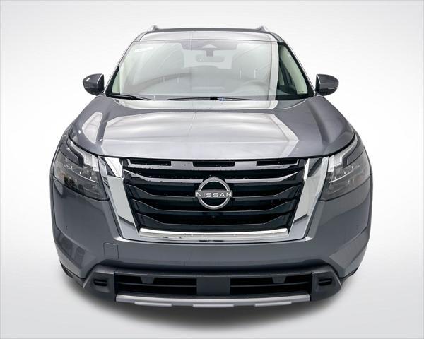 new 2025 Nissan Pathfinder car, priced at $42,430