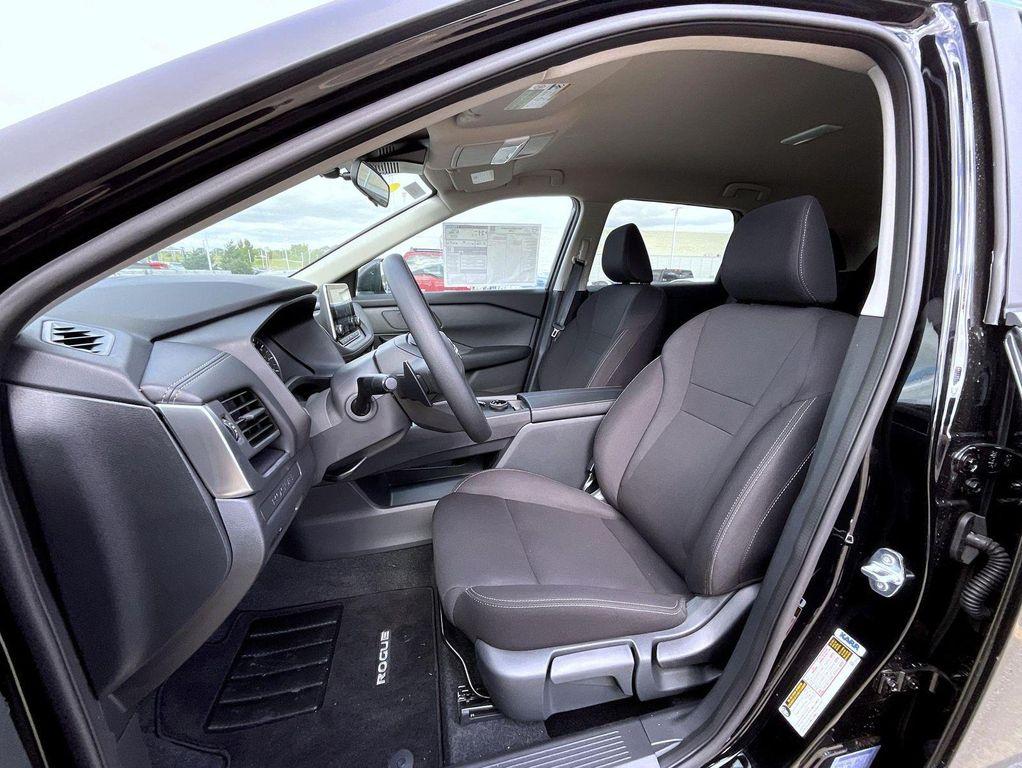new 2025 Nissan Rogue car, priced at $30,092