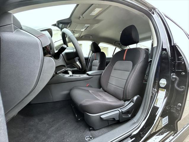 new 2025 Nissan Sentra car, priced at $26,184