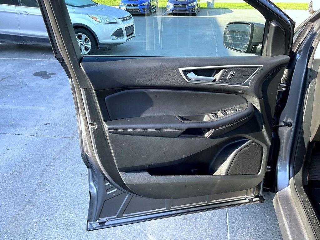 used 2024 Ford Edge car, priced at $25,955