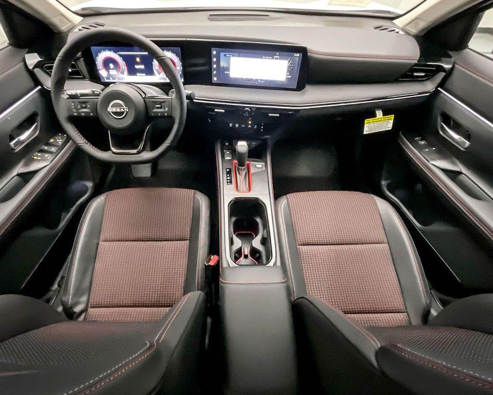 new 2025 Nissan Kicks car, priced at $29,292