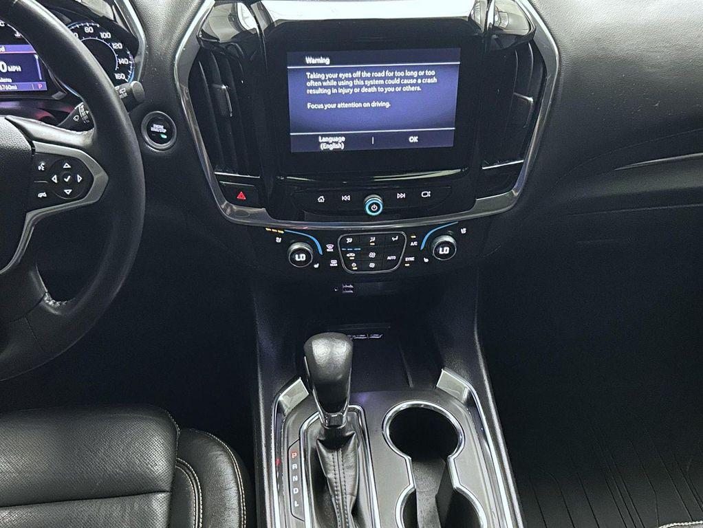 used 2021 Chevrolet Traverse car, priced at $30,389