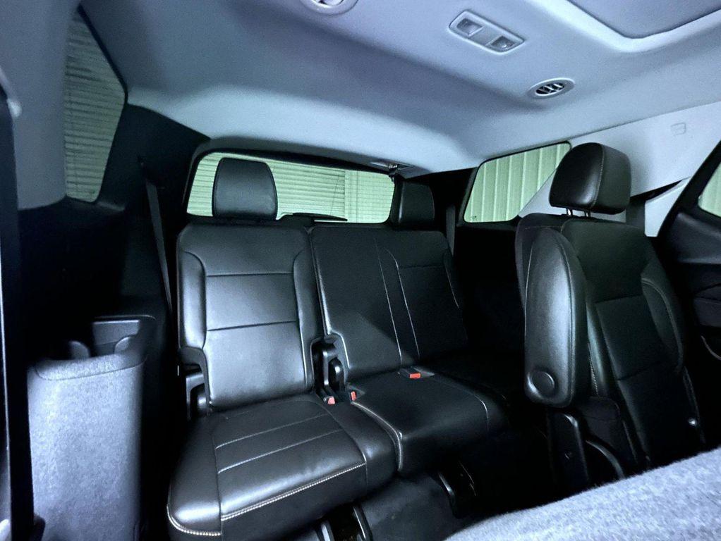 used 2021 Chevrolet Traverse car, priced at $30,389