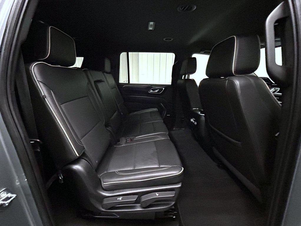 used 2024 GMC Yukon XL car, priced at $61,266