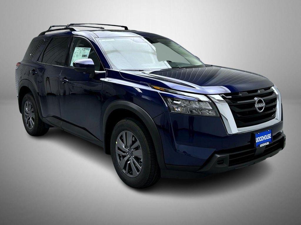 new 2025 Nissan Pathfinder car, priced at $42,575