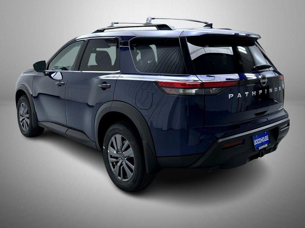 new 2025 Nissan Pathfinder car, priced at $42,575