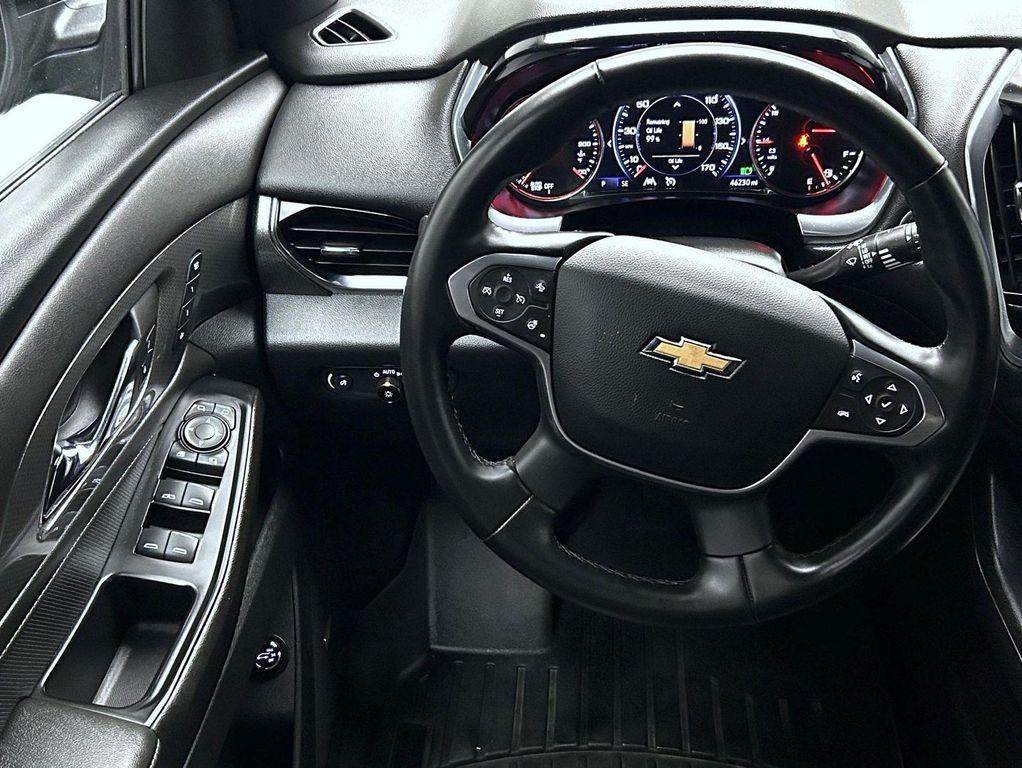 used 2023 Chevrolet Traverse car, priced at $39,249