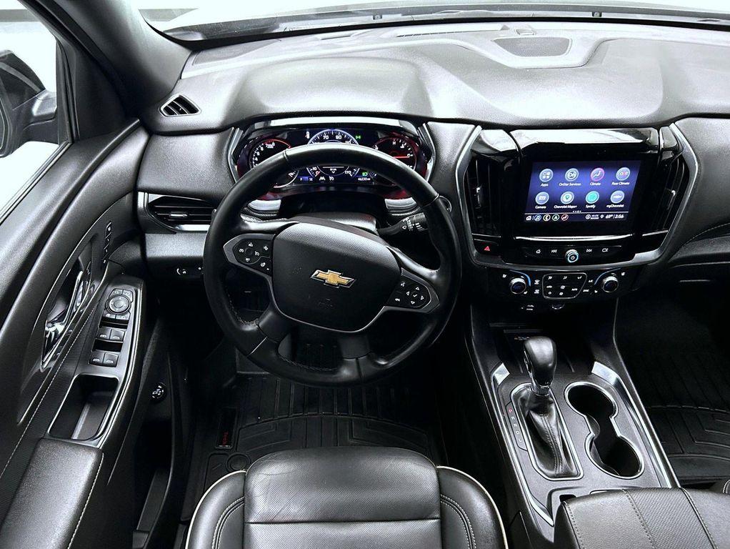 used 2023 Chevrolet Traverse car, priced at $39,249
