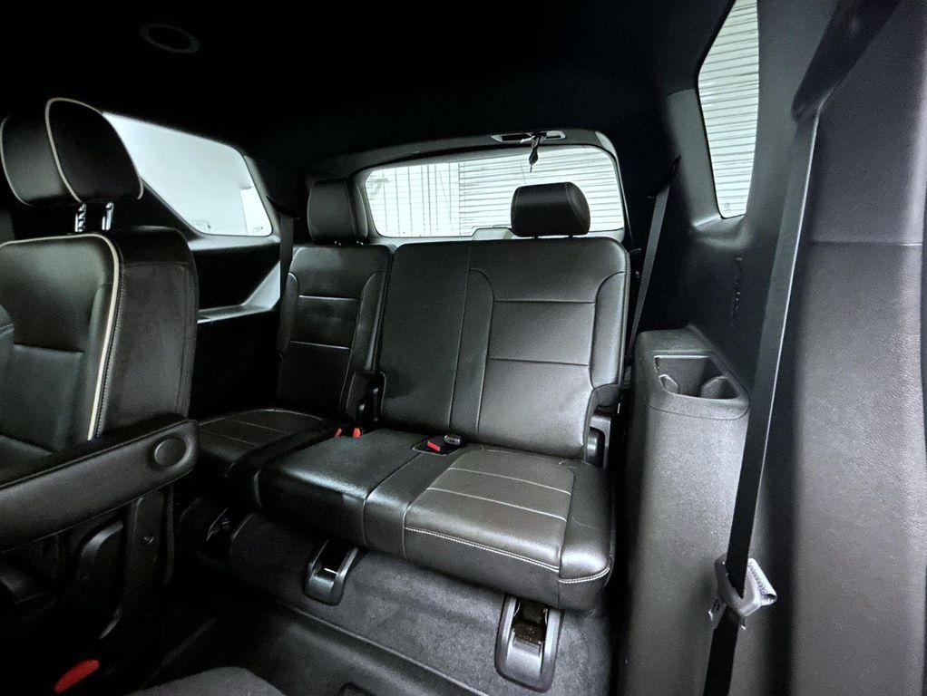 used 2023 Chevrolet Traverse car, priced at $39,249