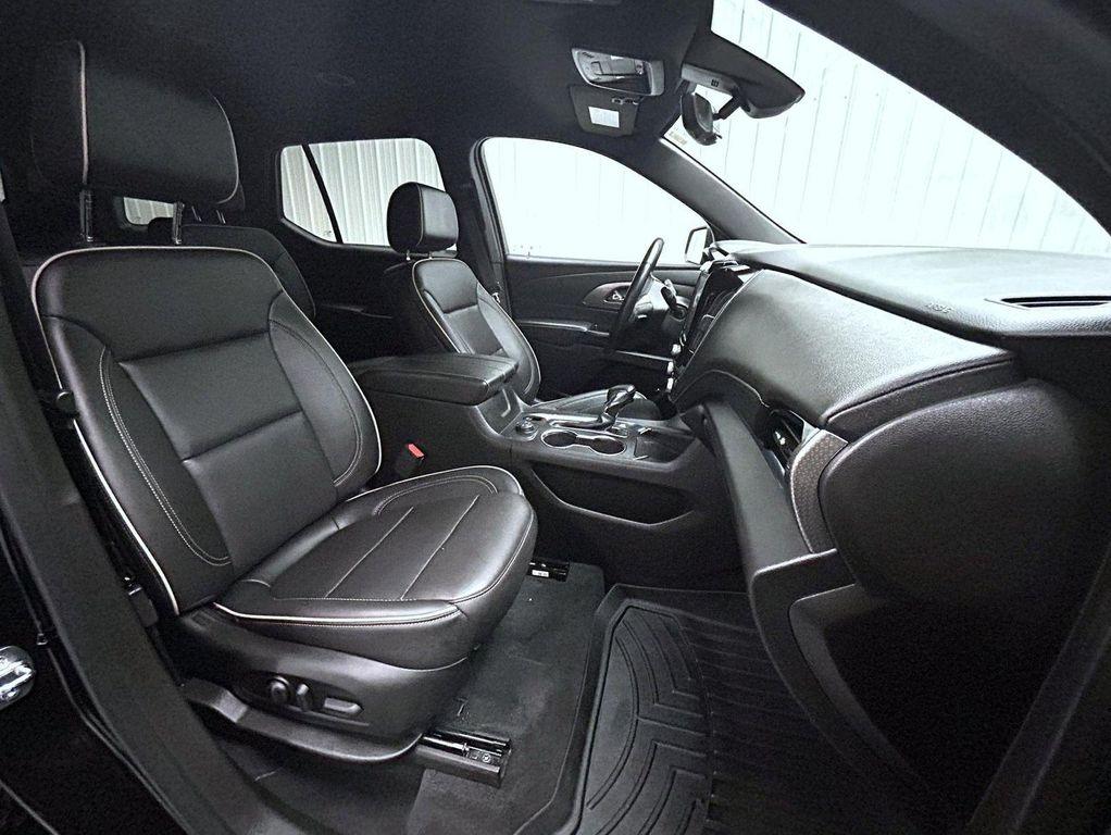 used 2023 Chevrolet Traverse car, priced at $39,249