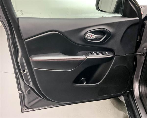 used 2019 Jeep Cherokee car, priced at $21,919