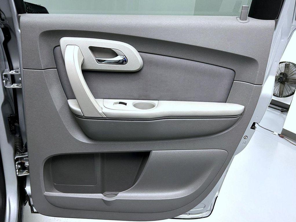 used 2012 Chevrolet Traverse car, priced at $6,990
