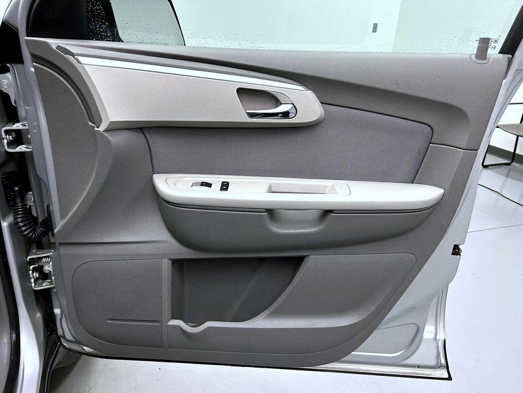 used 2012 Chevrolet Traverse car, priced at $6,990