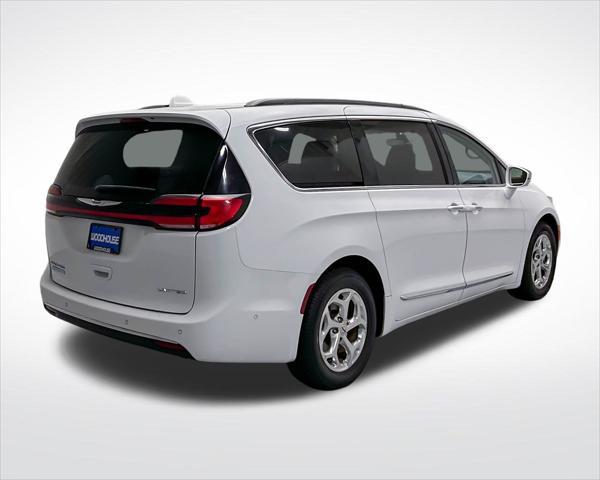 used 2022 Chrysler Pacifica car, priced at $30,564