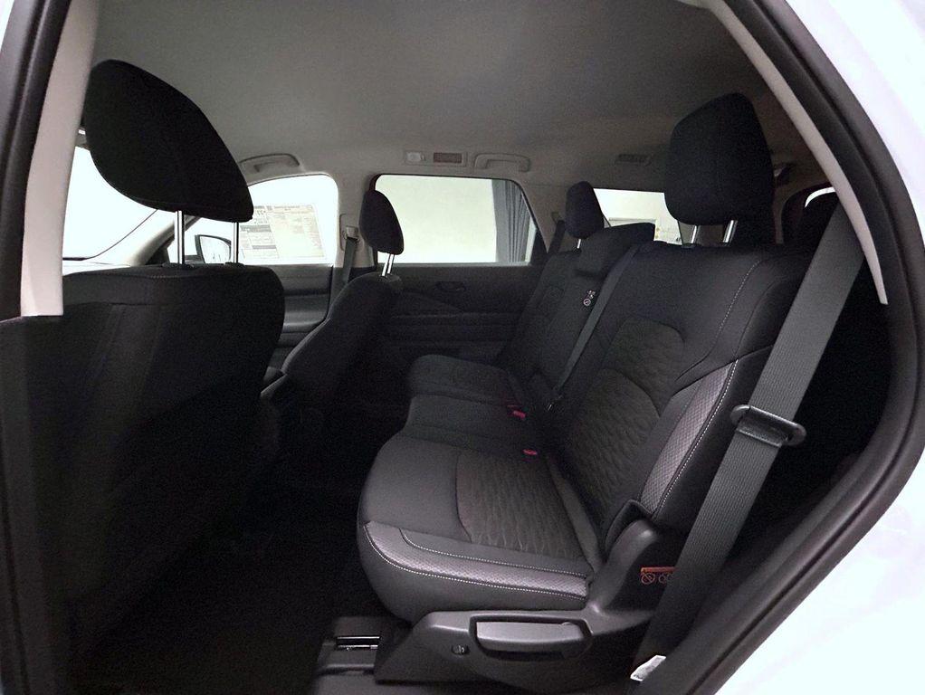 new 2025 Nissan Pathfinder car, priced at $41,177