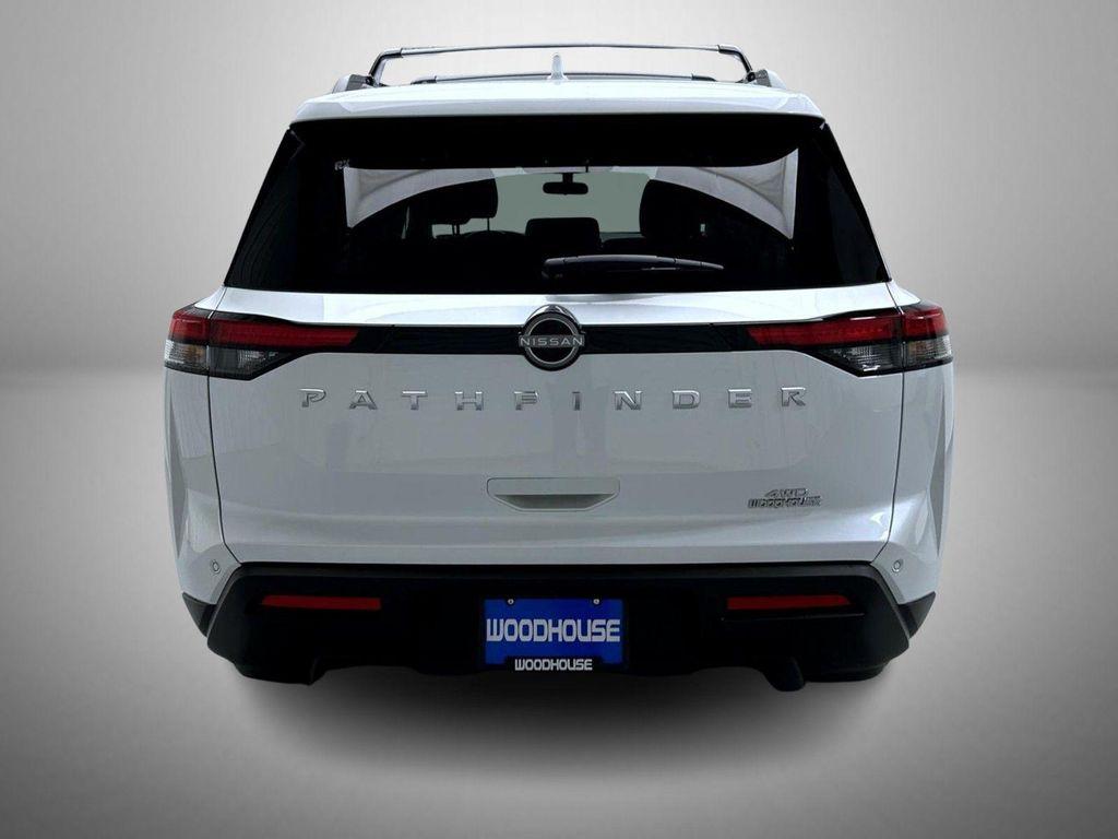 new 2025 Nissan Pathfinder car, priced at $41,177