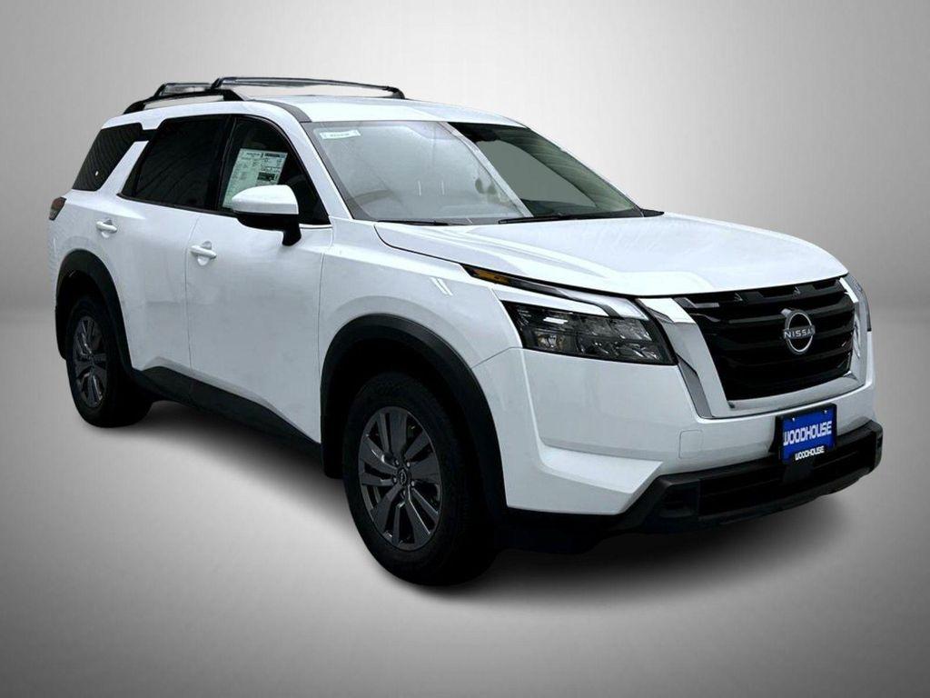 new 2025 Nissan Pathfinder car, priced at $41,177