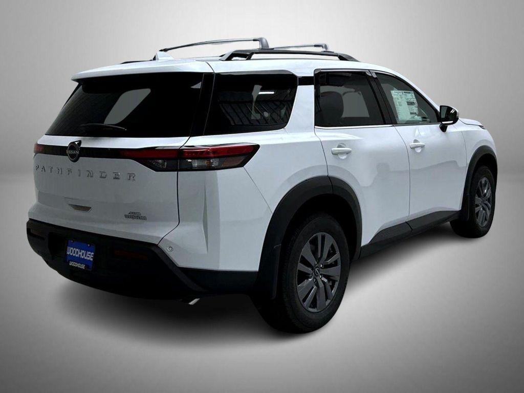 new 2025 Nissan Pathfinder car, priced at $41,177