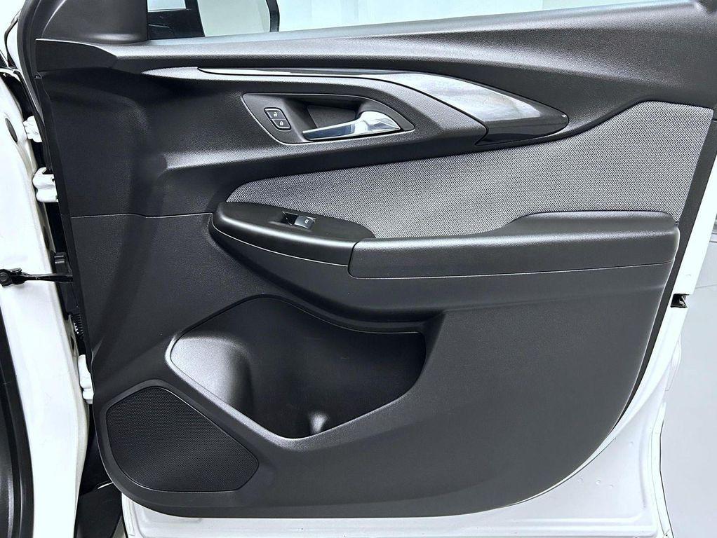 used 2023 Chevrolet TrailBlazer car, priced at $23,495