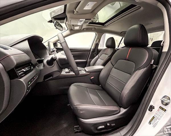 new 2025 Nissan Sentra car, priced at $30,079