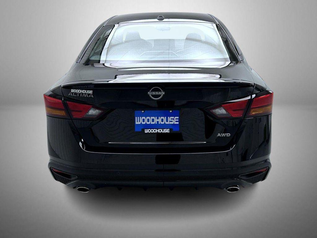 new 2025 Nissan Altima car, priced at $29,600