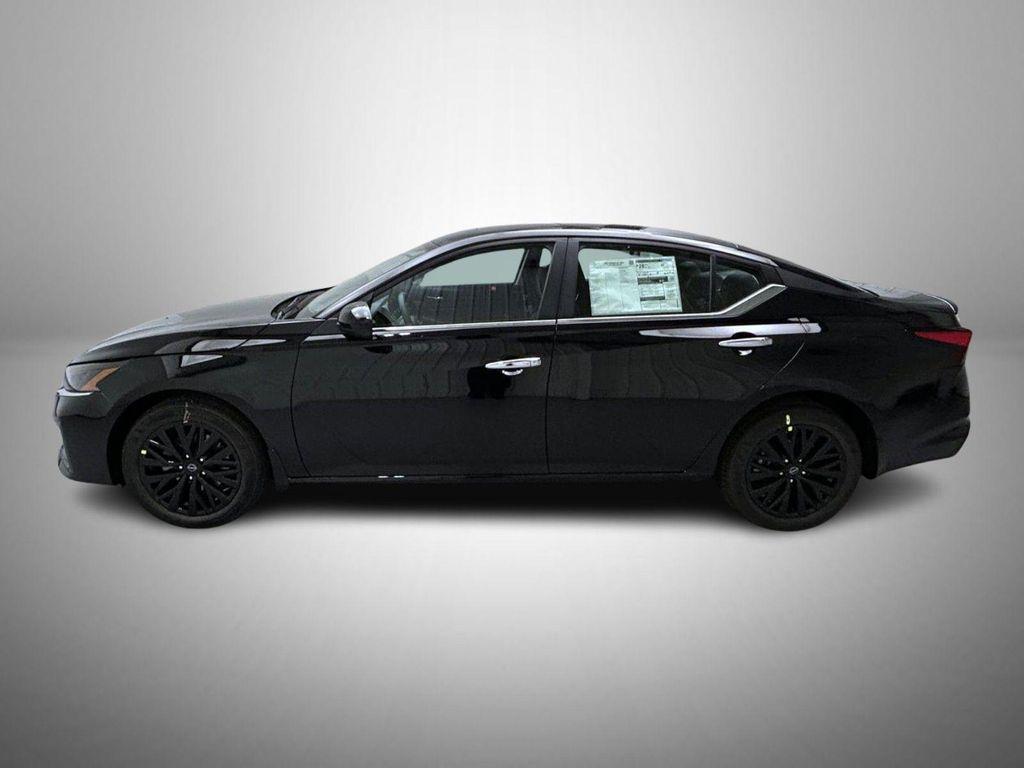 new 2025 Nissan Altima car, priced at $29,600