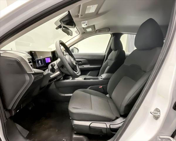 new 2025 Nissan Kicks car, priced at $24,479