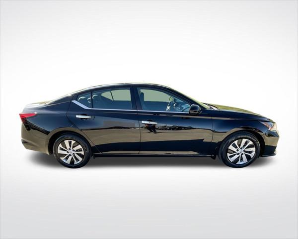 used 2023 Nissan Altima car, priced at $21,559