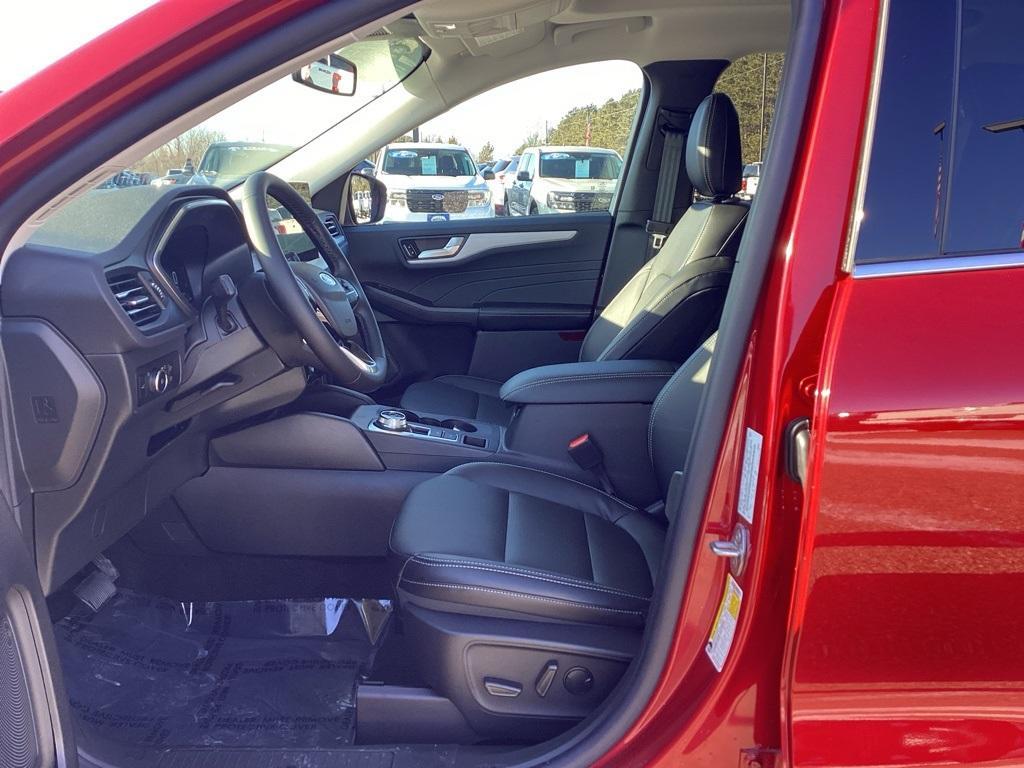 new 2025 Ford Escape car, priced at $37,399