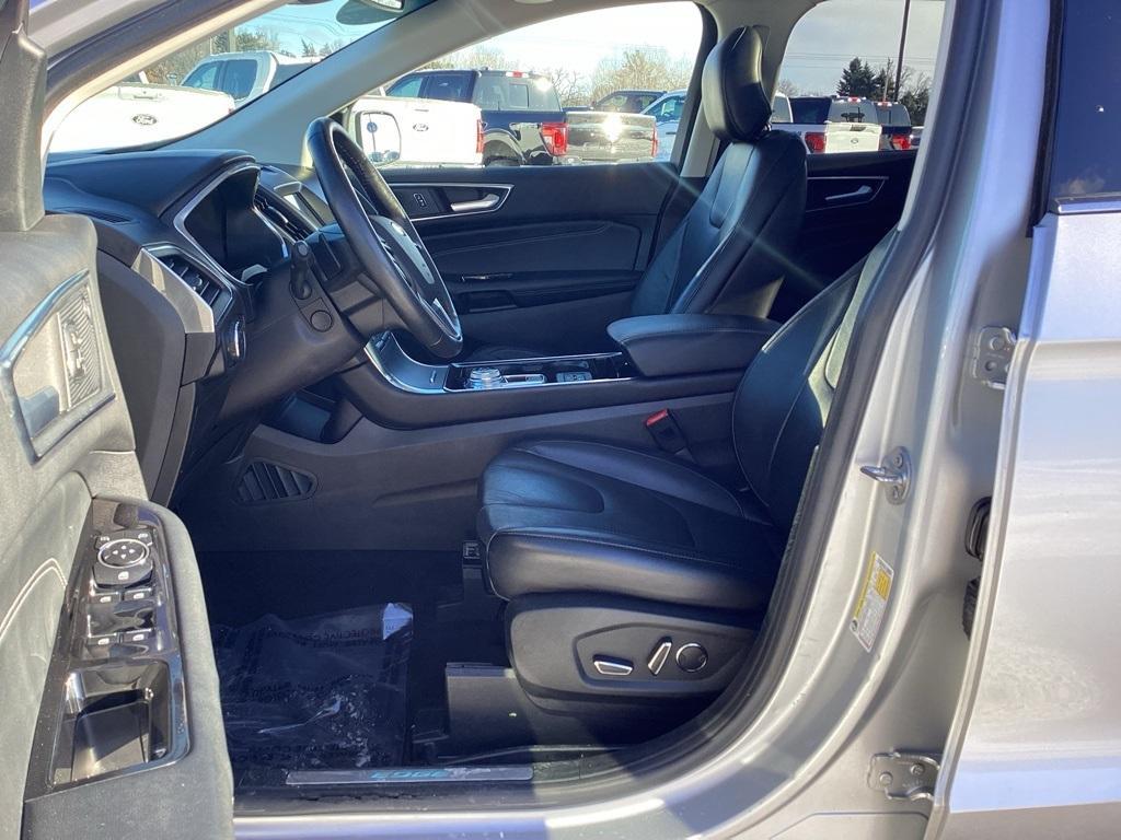 used 2019 Ford Edge car, priced at $18,999