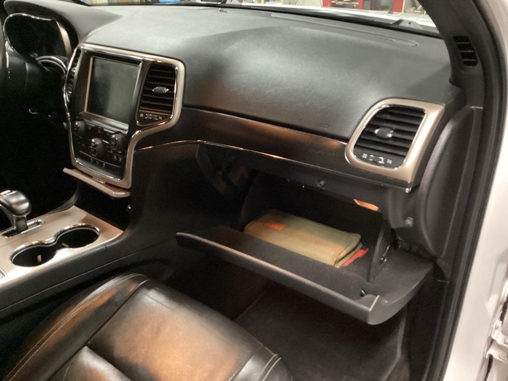 used 2015 Jeep Grand Cherokee car, priced at $16,999